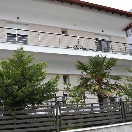 Davidana Deluxe Apartments Nea Kallikrateia Extérieur photo
