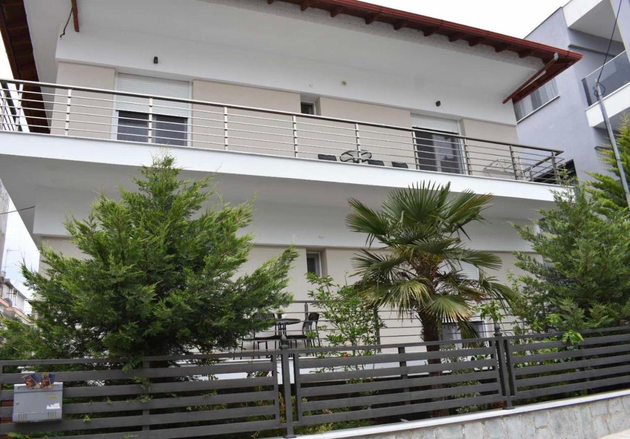 Davidana Deluxe Apartments Nea Kallikrateia Extérieur photo